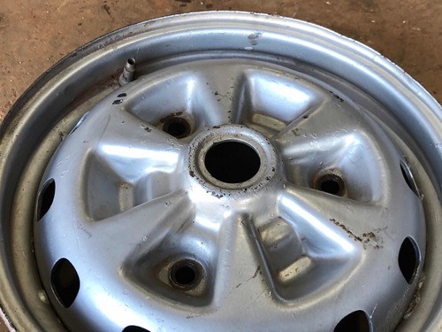 Roda De Ferro Avulsa Ford Corcel 2 / Del Rey / Pampa Aro 13