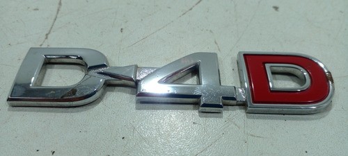 Emblema Porta Toyota Hilux 2005/15 754280k020 (r)