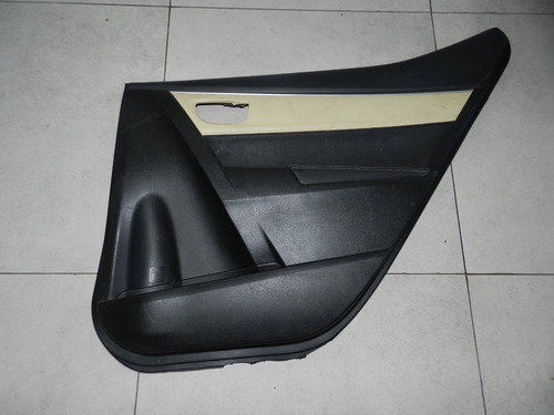 Forro Porta Traseira Direita Toyota Corolla 14/18 C/detalhe