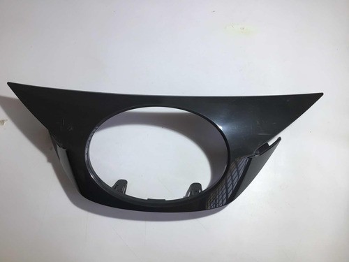 Moldura Do Emblema Grade Frontal Yaris 18/22  21749*