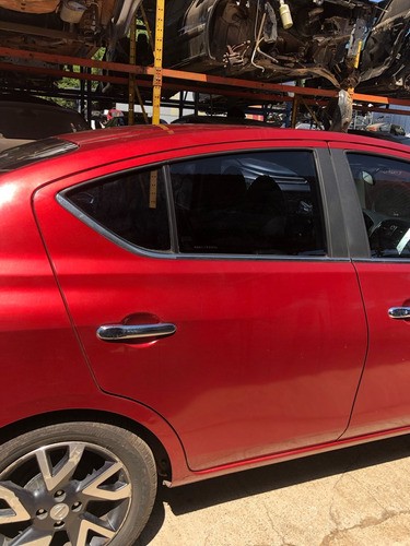 Porta Traseira Direita /pelada Nissan Versa 2017/2017