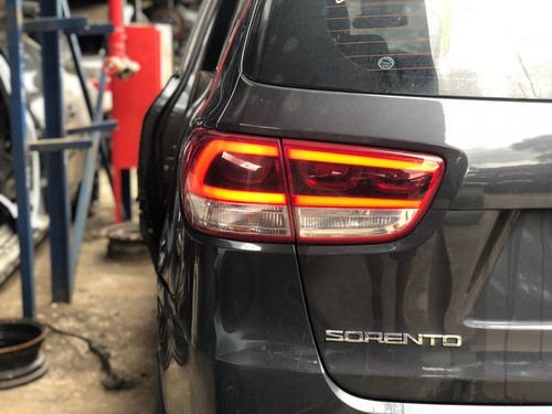 Par De Sinaleira Traseira Esquerda Kia Sorento 2019