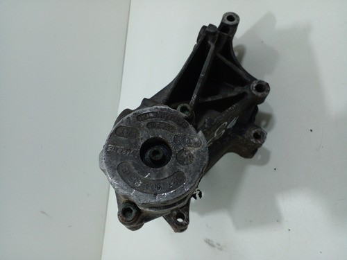 Suporte Alternador Vw Polo/golf 98/04 037903143 (m)