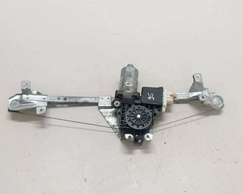Maquina Vidro Traseira Direita Vectra 1992 A 1997 0130821650