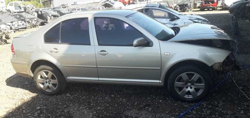 Sucata Vw Bora 2.0 2009 Rs Caí Peças