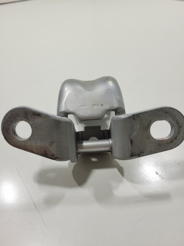 Dobradiça Porta Dianteira Esquerda Hyundai Azera 2010/11 (r)