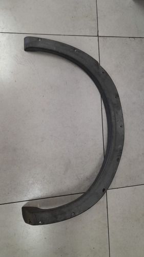 Moldura Paralama Traseiro Esquerdo Fiat Uno Way 2004 A 2013