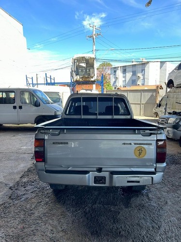 L200 2004 2.5 8v  Funcionando 87cvs -disponivel Em Peças Cb