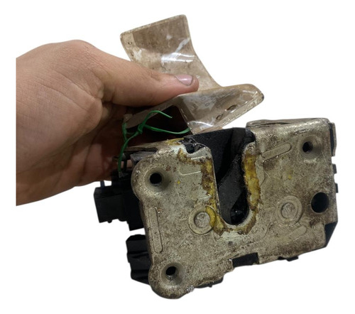 Fechadura Da Porta Diante.direita Renault Sandero 2012 (vc)
