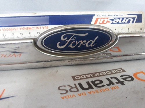 Suporte Luz Placa Ford Focus 2001 A 2007 Sedan 3185