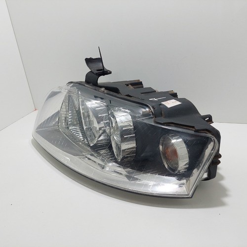 Farol Lado Esquerdo Audi A4 Ano 2002 A 2005 C/ Pé Quebrado