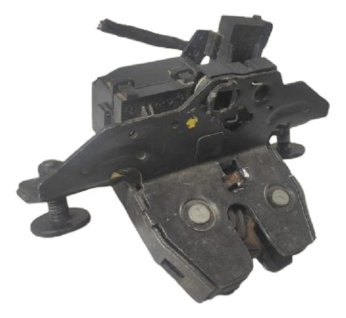 Fechadura Tampa Traseira Spin 1.8 Ls 5p 13/20 13524683 21013