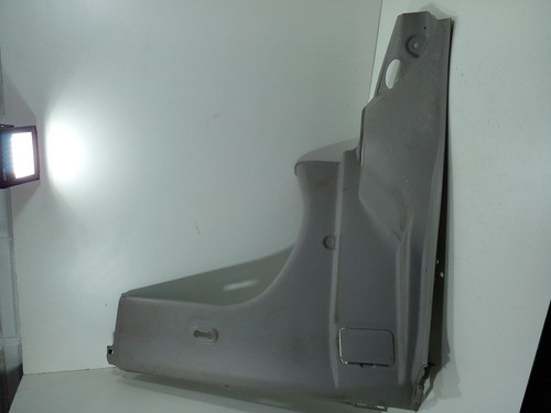 Acabamento Tras. Direito Toyota Corolla 2000 6427112170 (m)