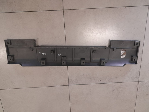 Aplique Tampa Traseira Fiat Strada 09/13 100165872
