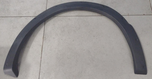 Moldura Paralama Dianteiro Esquerdo Fiat Uno Way 2004/2011