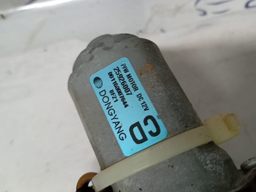 Maquina De Vidro Traseira Direita Captiva  26024