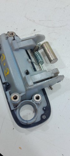 Maçaneta Externa Diant.direita Toyota Corolla 98/00 (vj)