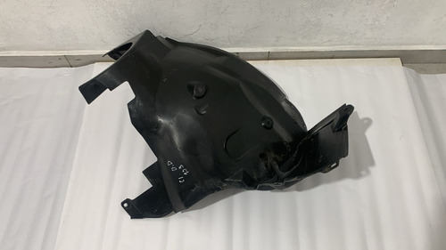 Para-barro Dianteiro Direito Parte Trás C180k C200k 01/07
