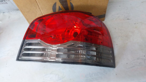 Lanterna Tras Dir Fiat Palio Bicolor C/friso Cromo 08/10