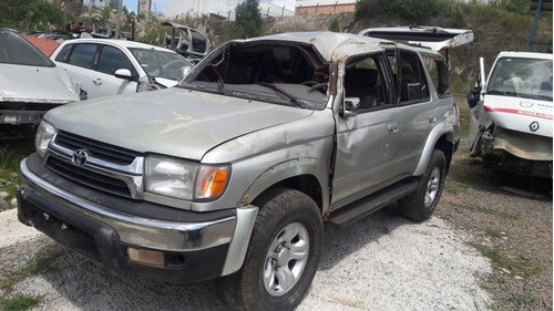 Sucata Toyota Hilux Sw4 3.0 Diesel 2002 Rs Caí Peças