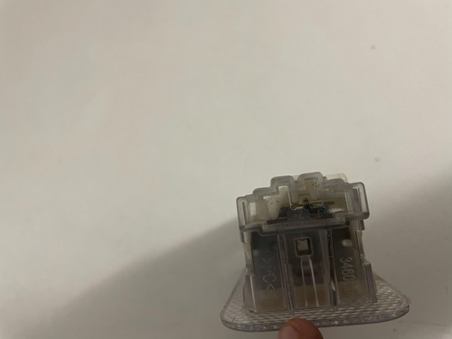Luz Cortesia R450 2021 - 2039482