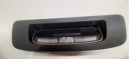 Luz Placa Botão Abrir Tampa Traseira Gm Cruze 2019 060769005