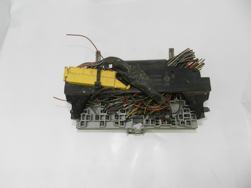 Caixa Fusível Gm Corsa Celta 1.0 1.6 8v 94/06 90483952