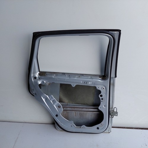 Estrutura Porta Traseira Esquerda Polo Hatch Ano 2003 A 2014