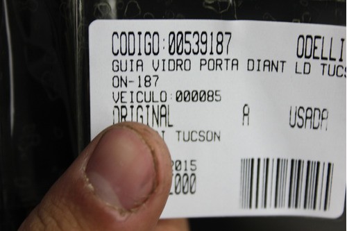 Guia Vidro Porta Diant Ld Tucson 05/15 (187)