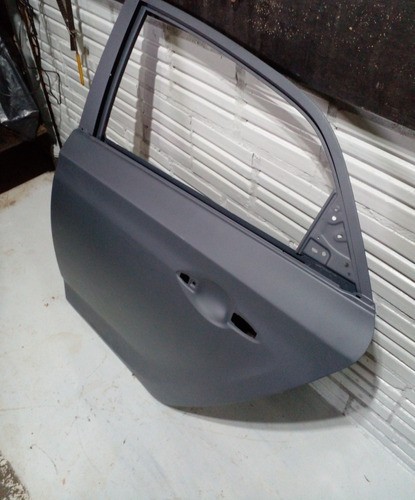 Porta Traseira Esquerda Hyundai Hb20 2015 Hatch (m)