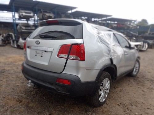 Sucata Kia Sorento 2.4 174cvs Gasolina 2011