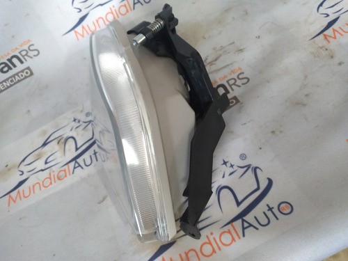 Farol Milha Auxiliar Focus 2004 2005 2006 2007 2008 L E 3678