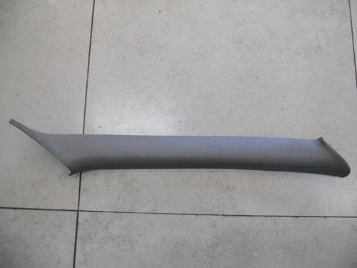 Acabamento Coluna Parabrisa Direita Ford Mondeo 1994 A 1998