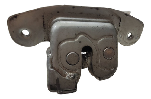 Fechadura Porta Malas Traseira Toyota Etios 1.5 12/16 (al)