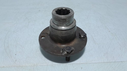 Flange Luva Eixo Cardan Caixa Clark 240f (1° Seca) 4 Marchas