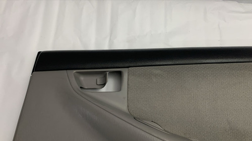 Forro Porta Traseiro Direito Com Botão Toyota Corolla 03/08
