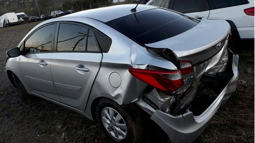 Sucata Hyundai Hb20 1.0 Flex 2014 Rs Caí Peças