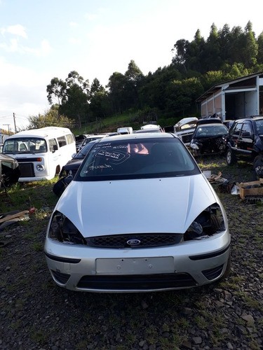 Sucata Ford Focus 1.6 Gasolina 2005 Rs Caí Peças