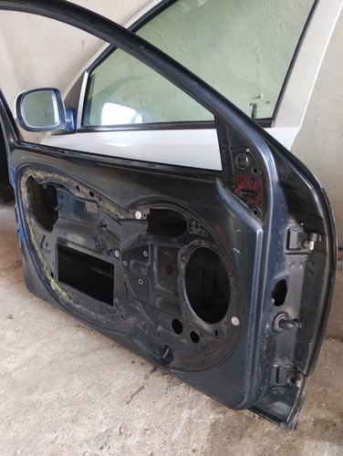 Porta Dianteira Esquerda Ford Ka 05/11 Só Lata Usado