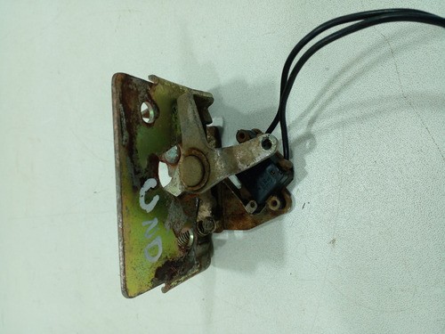 Fechadura Interna Porta Malas Fiat Uno 1995 (m)