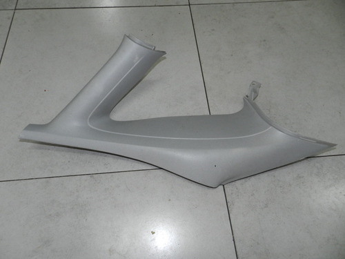 Moldura Coluna Traseira Esquerda Ford Focus 1999 2000 A 2004