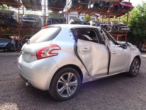 Peugeot 208 Griffe  Venda Em Peça Motor Cambio Roda