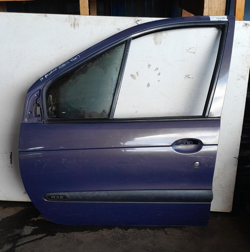 Porta Dianteira Esquerda Renault Scenic Rt 1999 A 2009