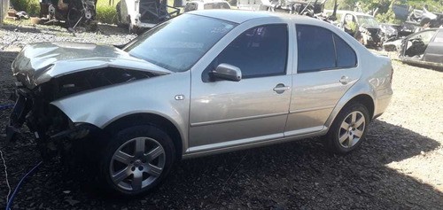 Sucata Vw Bora 2.0 2009 Rs Caí Peças