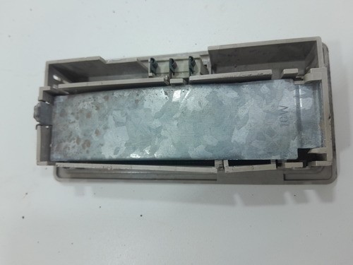 Luz Cortesia Interna Vw Polo Classic 95/02 1l0947105 (vj)