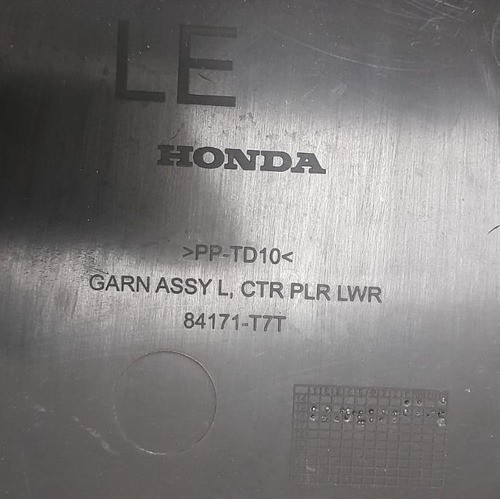 Moldura Coluna Central Esquerda Honda Hr-v 2016 - 84171t7t