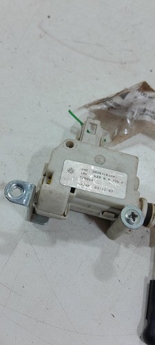 Traça Porta Malas Vw Spacefox 07/12 5z0959775 (vj)