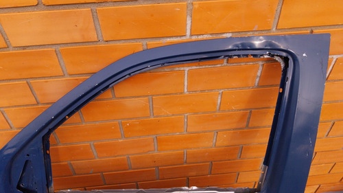Porta Dianteira Esquerda L200 Triton 08/15 Detalhe
