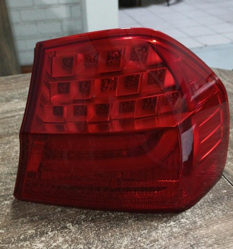 Sinaleira Direita Bmw 320i 2011 Led