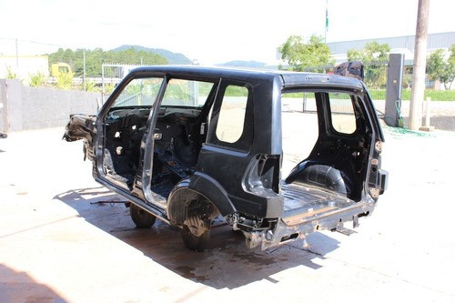 Lateral Caixa Ar Tras/diant Le Pajero Tr4 Flex 10/15 Usado